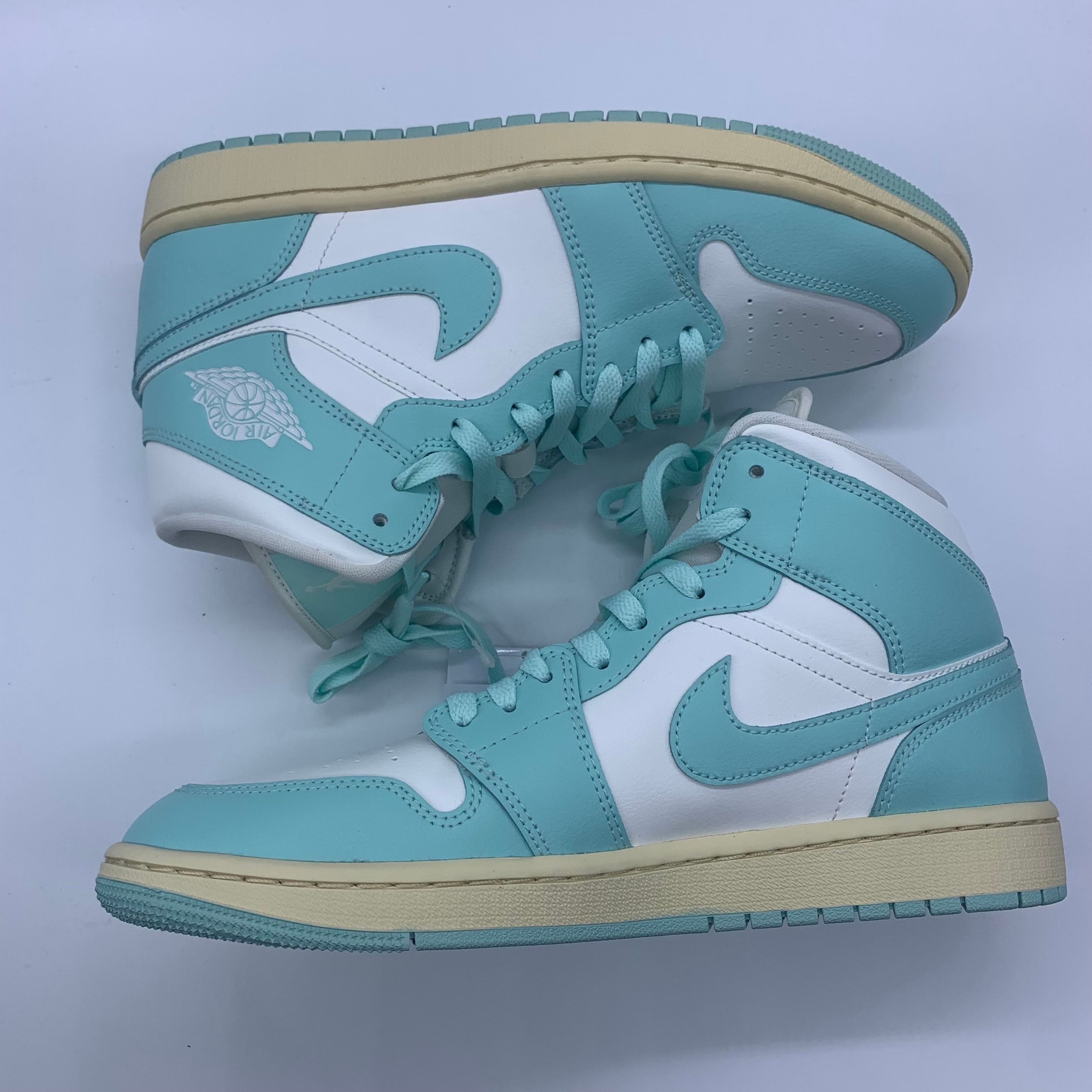 Nike Women's Air Jordan 1 Mid "Light Dew"