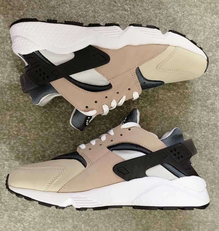 Nike Air Huarache "Escape" (2021)