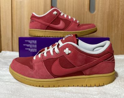 Nike SB Dunk Low "Adobe"