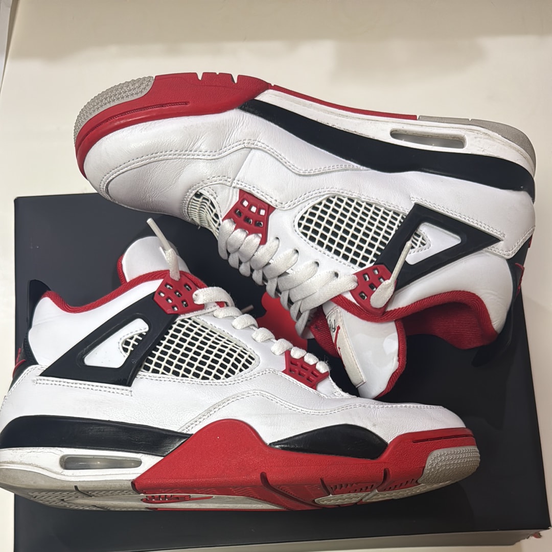 Nike Air Jordan 4 Retro OG "Fire Red" (2020)