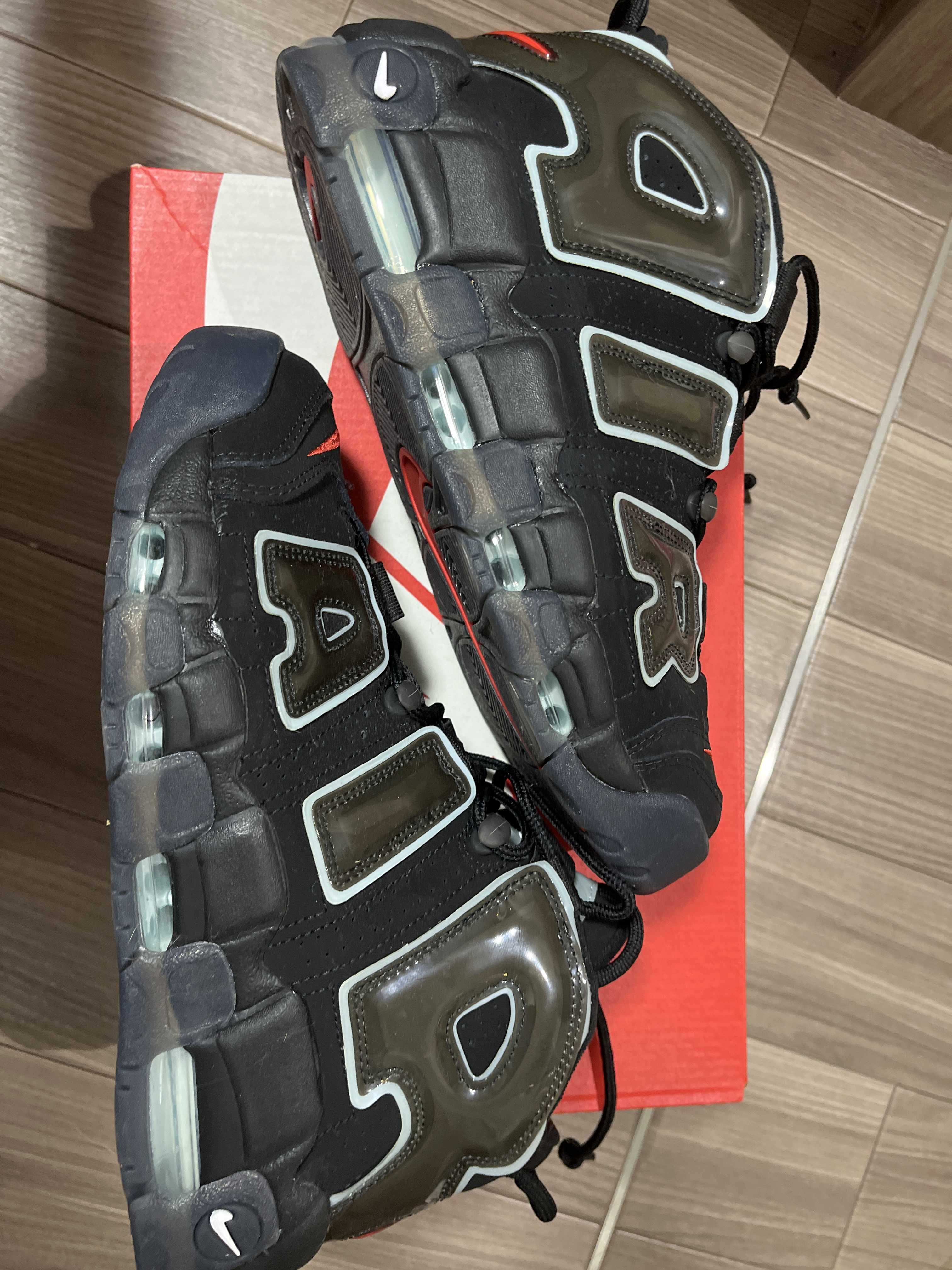 Nike Air More Uptempo "Made You Look"