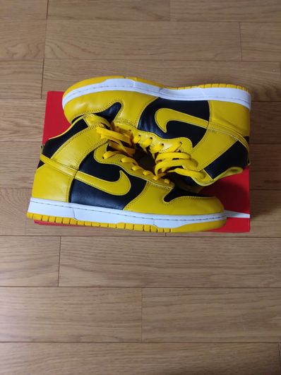 Nike Dunk High "Black/Varsity Maize"