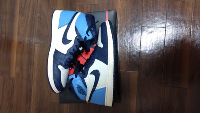 Nike Air Jordan 1 Retro High OG "Obsidian/University Blue"