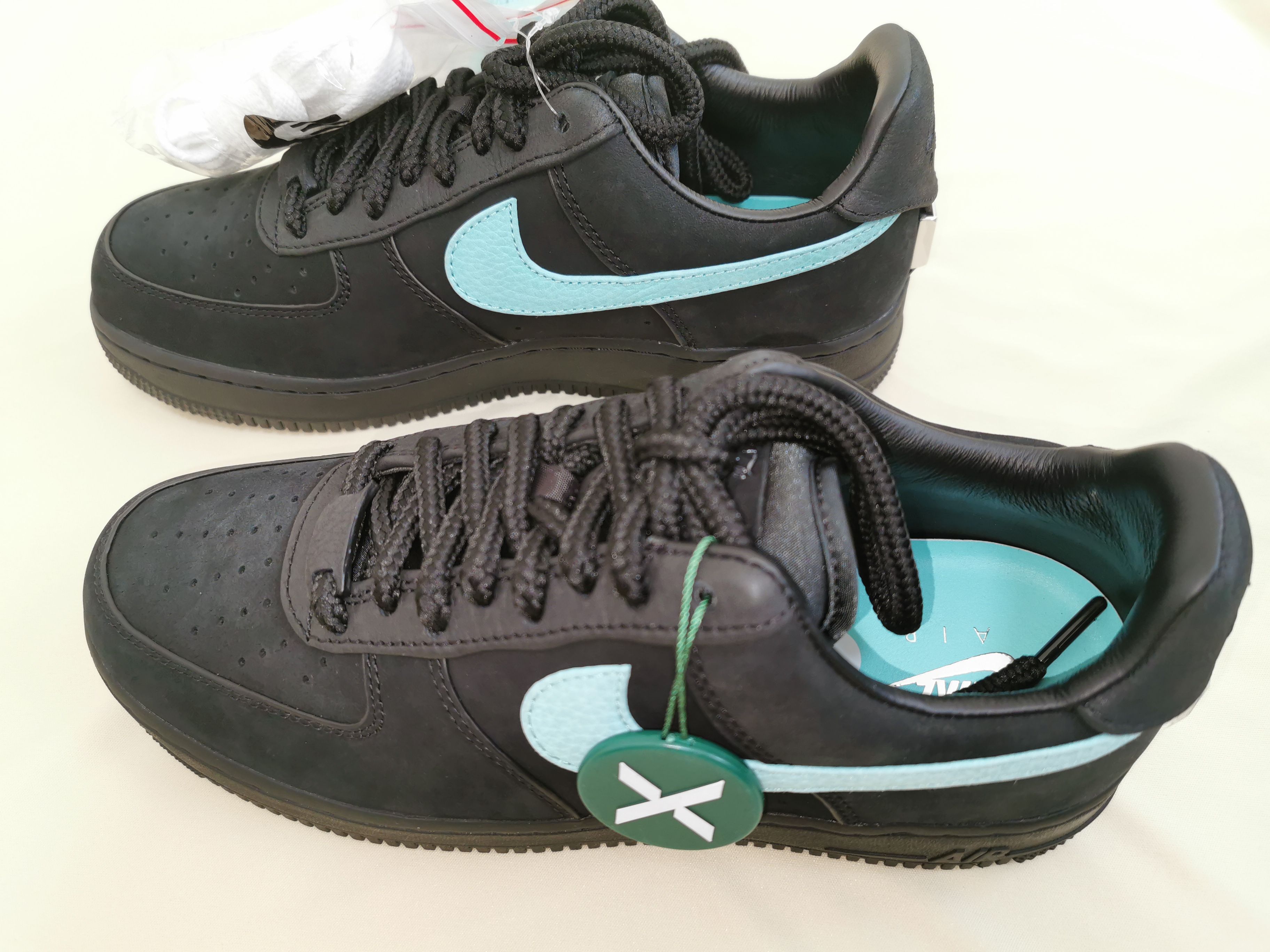 Tiffany & Co. × Nike Air Force 1 Low "1837"