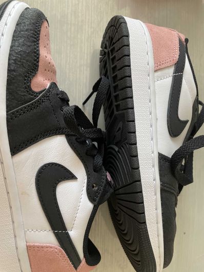 Nike Air Jordan 1 Low OG "Bleached Coral"