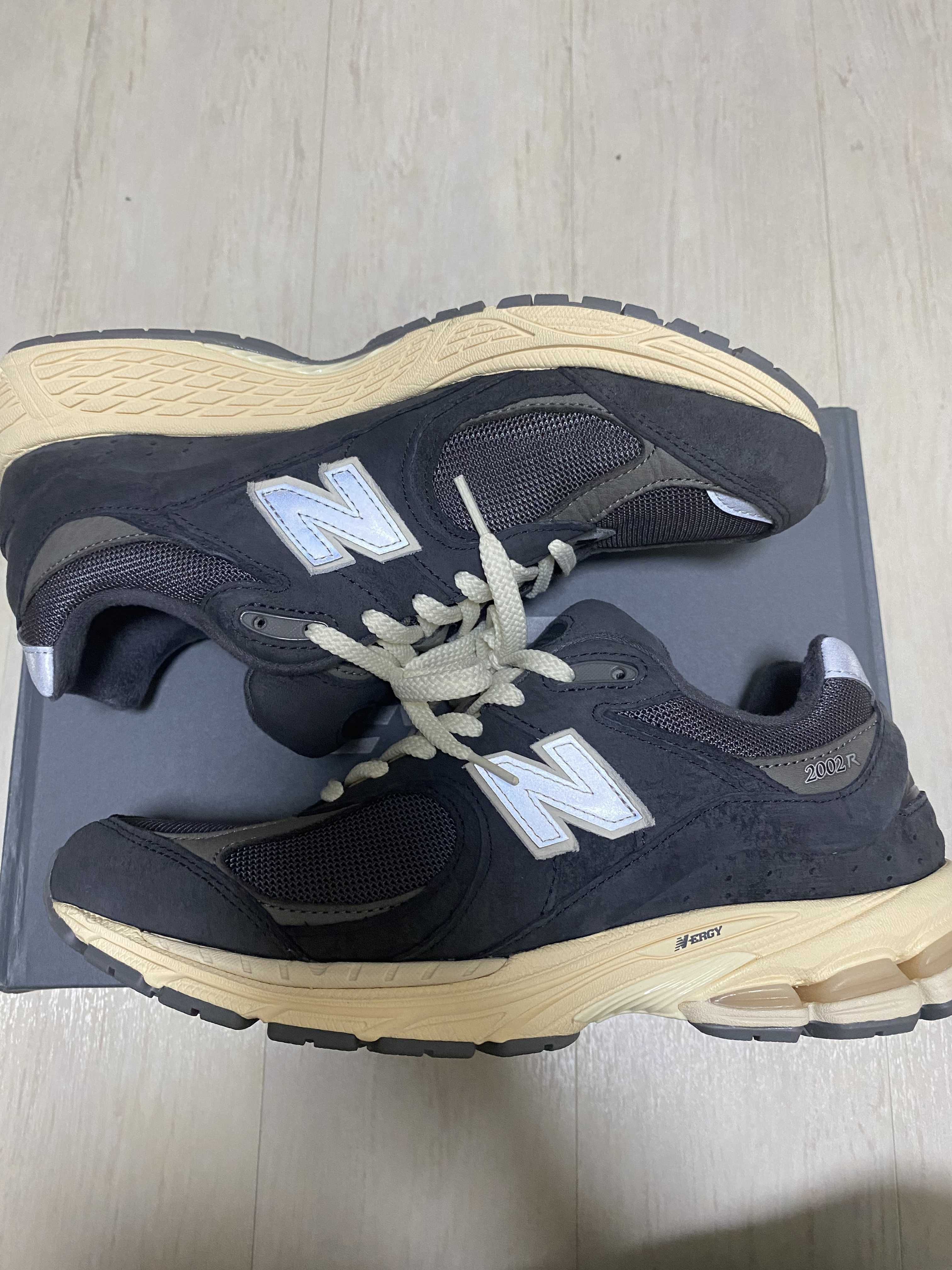 New Balance 2002R "Phantom"