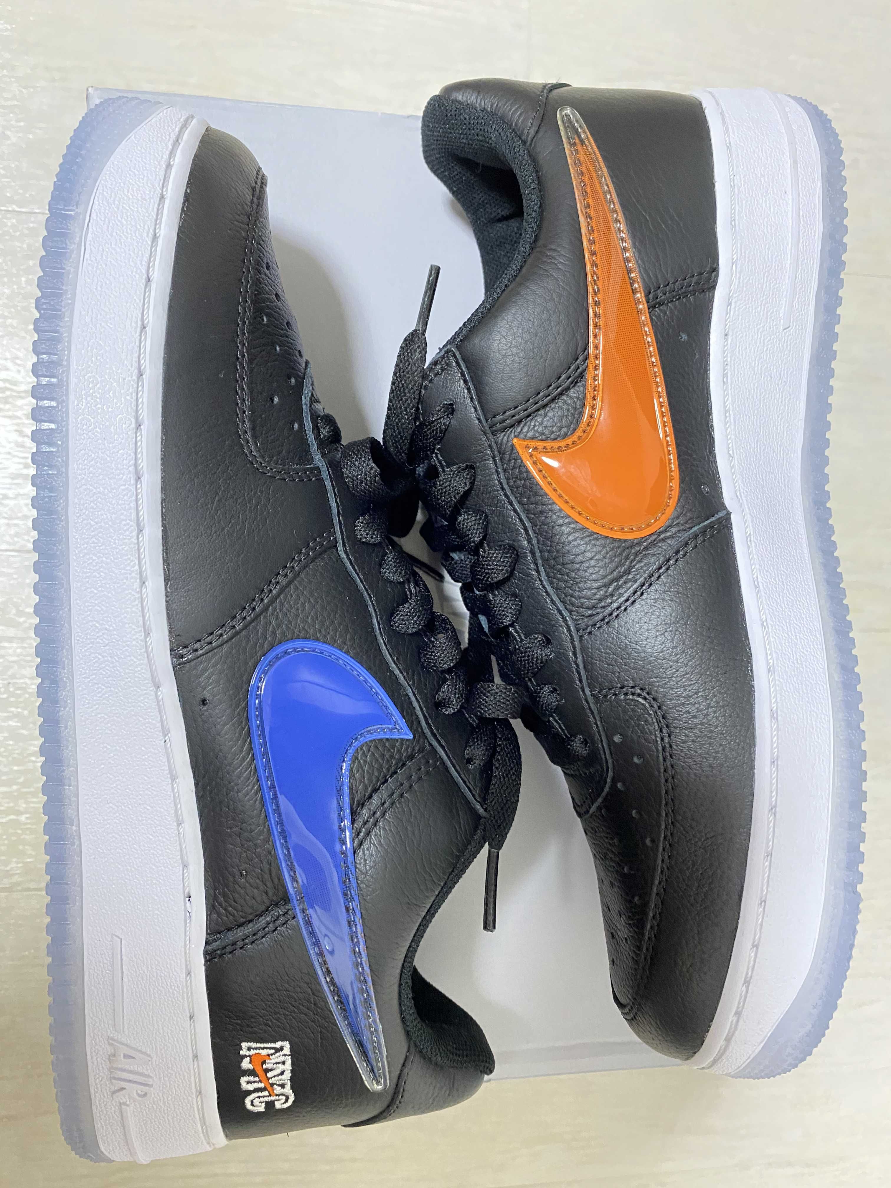 KITH × Nike Air Force 1 Low New York Knicks "Black/Brilliant Orange/Rush/Brilliant White"