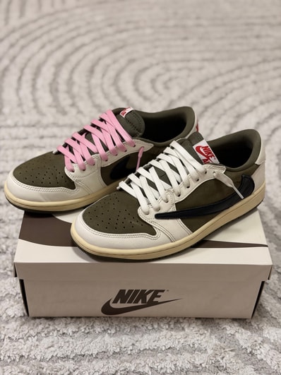 Travis Scott × Nike Air Jordan 1 Low OG SP "Reverse Olive"