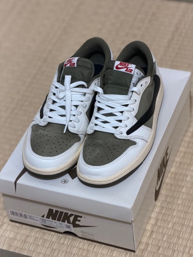 Travis Scott × Nike Air Jordan 1 Low OG SP "Reverse Olive"