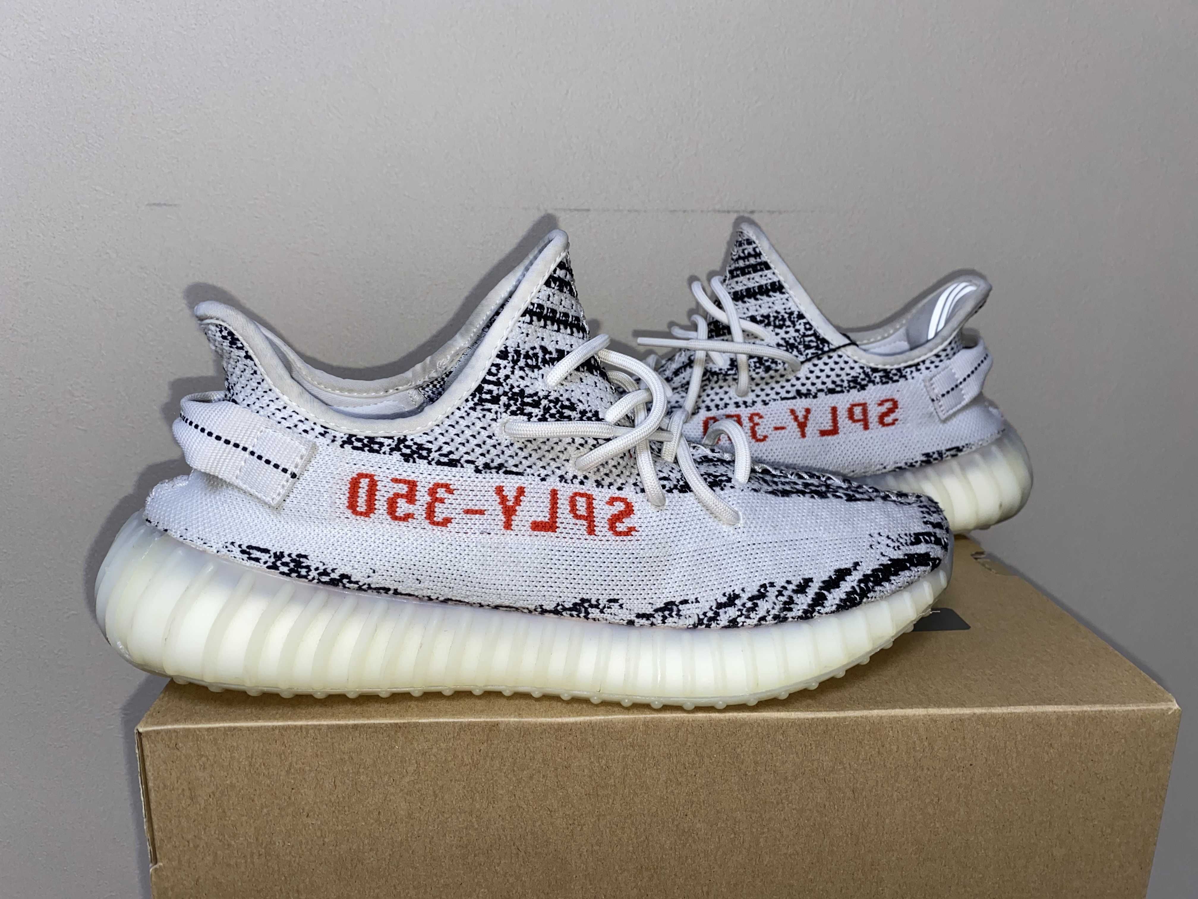 adidas YEEZY Boost 350 V2 "Zebra"