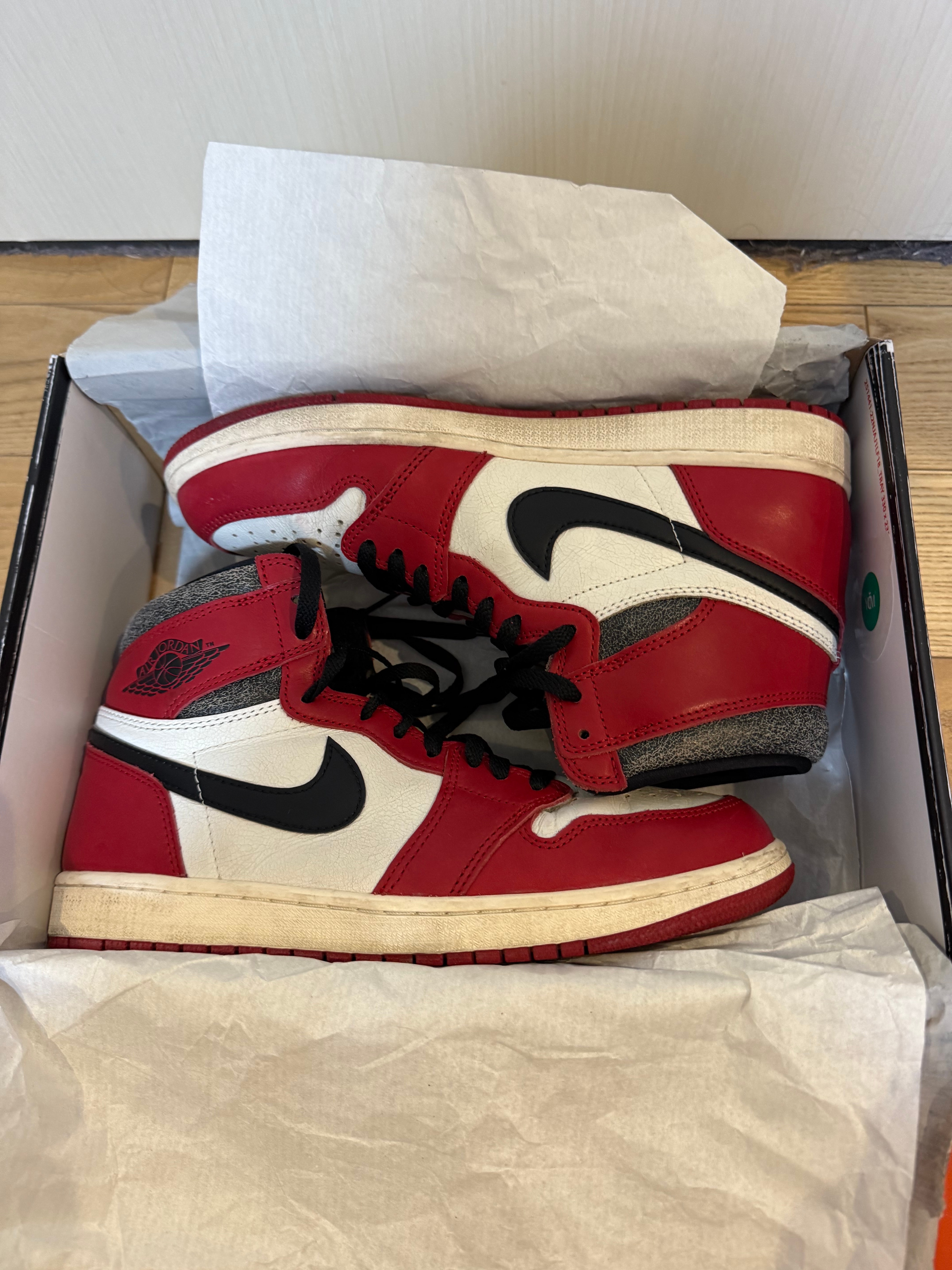 Nike Air Jordan 1 High OG "Lost & Found/Chicago"
