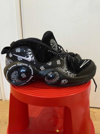Supreme × Nike Air Zoom Flight 95 SP "Black/White"