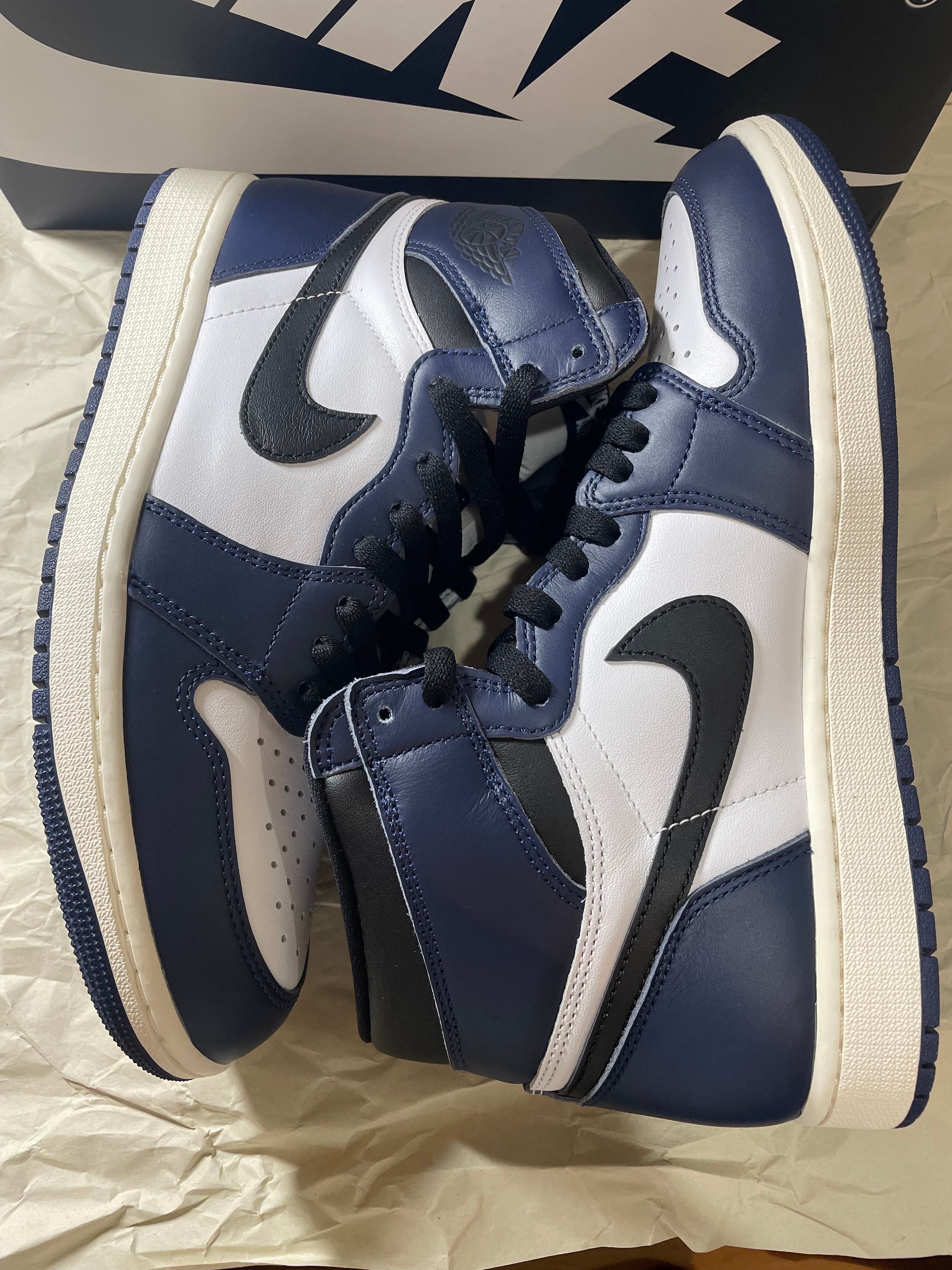 Nike Air Jordan 1 Retro High OG "Midnight Navy"