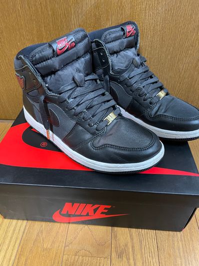 Nike Air Jordan 1 Retro High OG "Black/Metallic Silver/Gym Red"