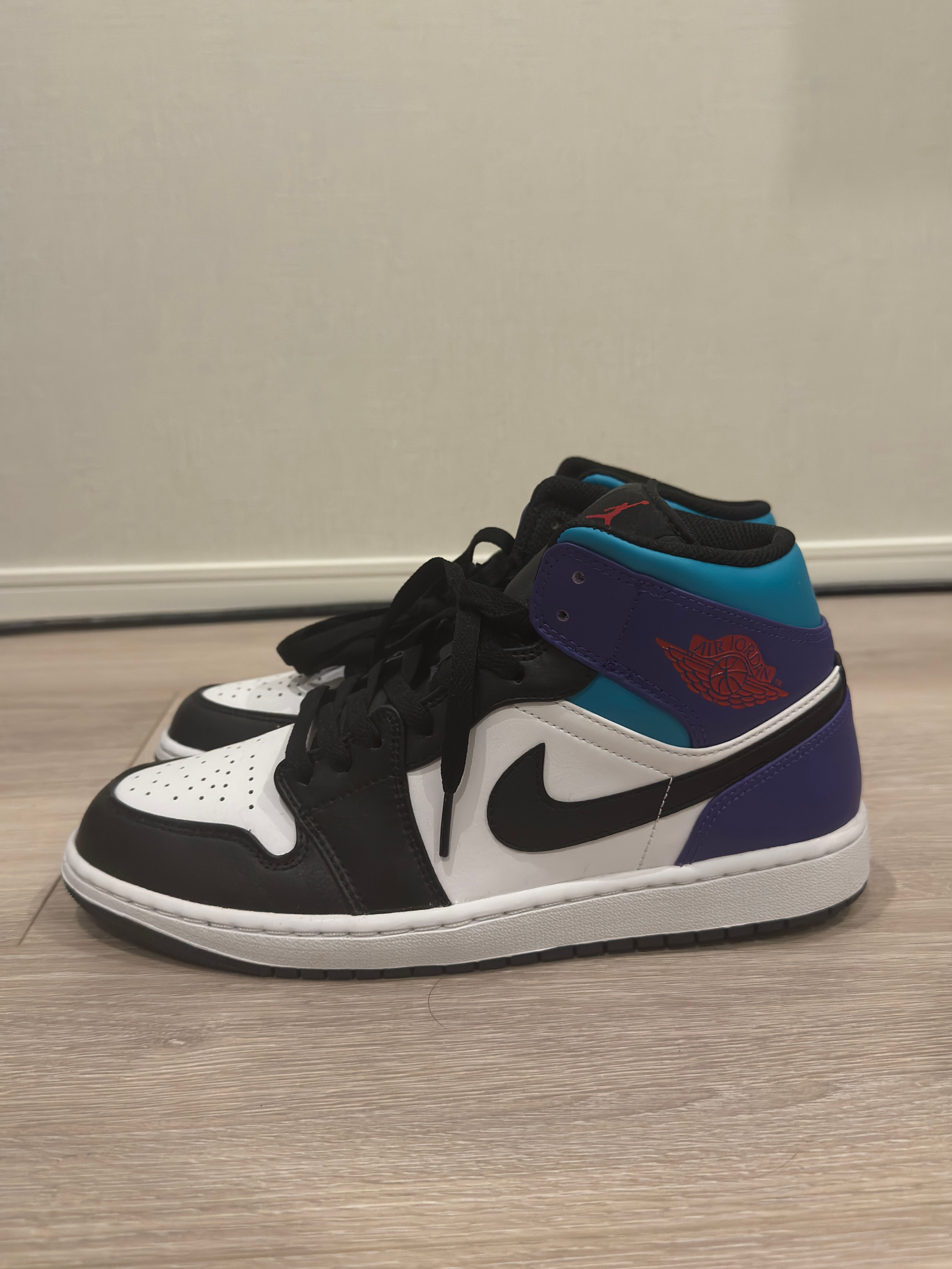 Nike Air Jordan 1 Mid "Bright Concord"