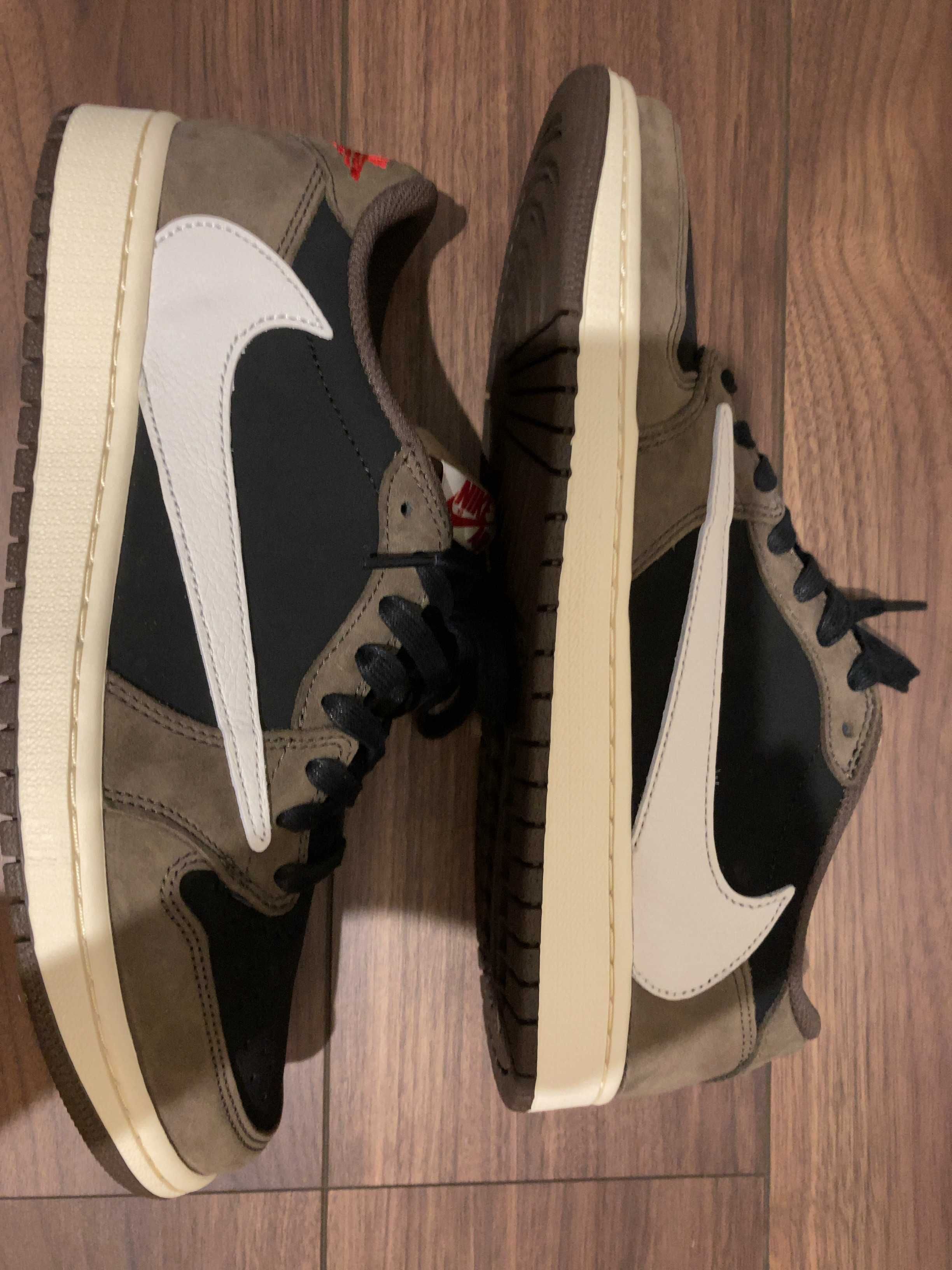 Travis Scott × Nike Air Jordan 1 Low OG SP-T  "Black/Dark Mocha"