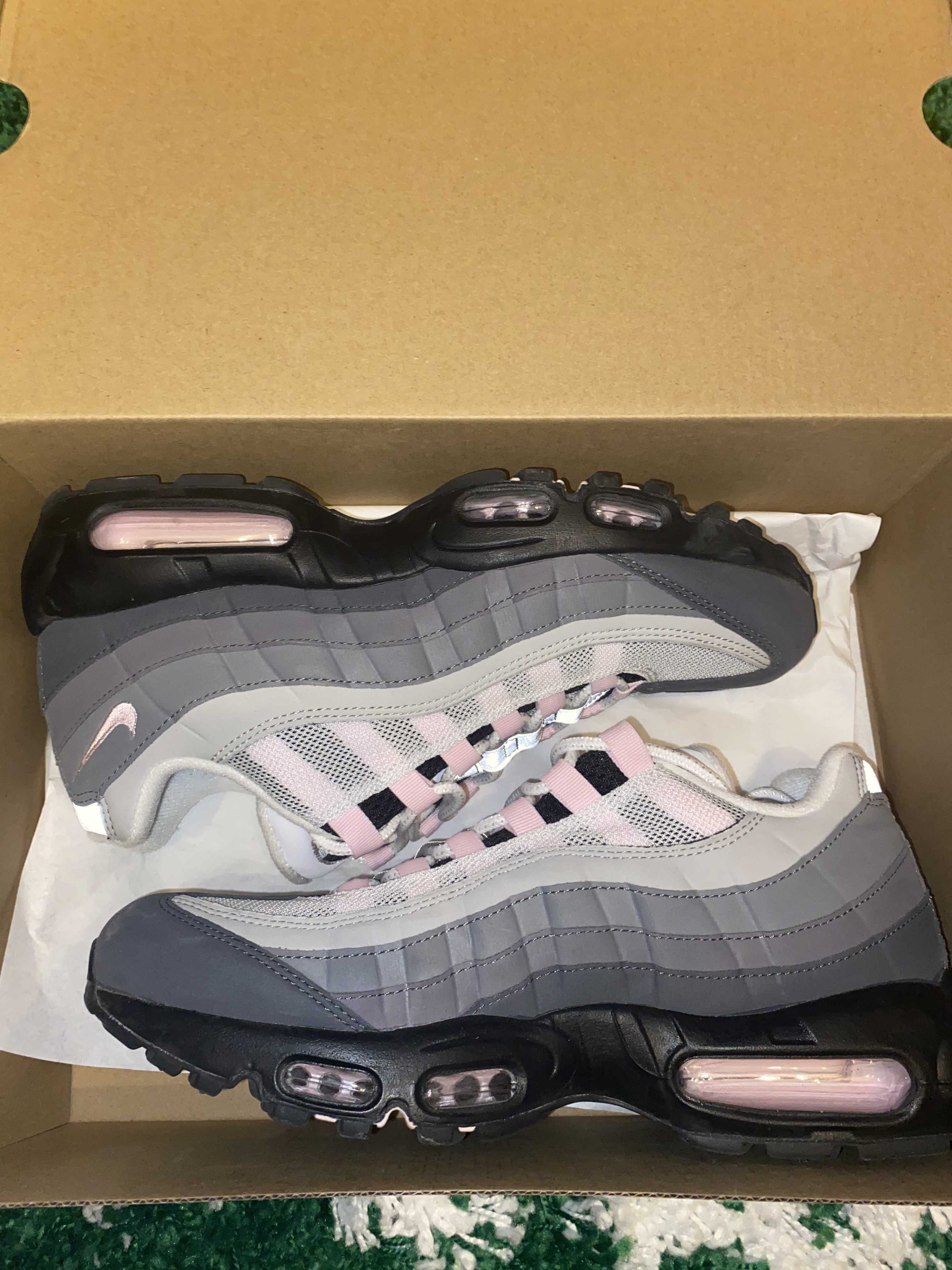 Nike Air Max 95 "Gunsmoke/Pink Foam"