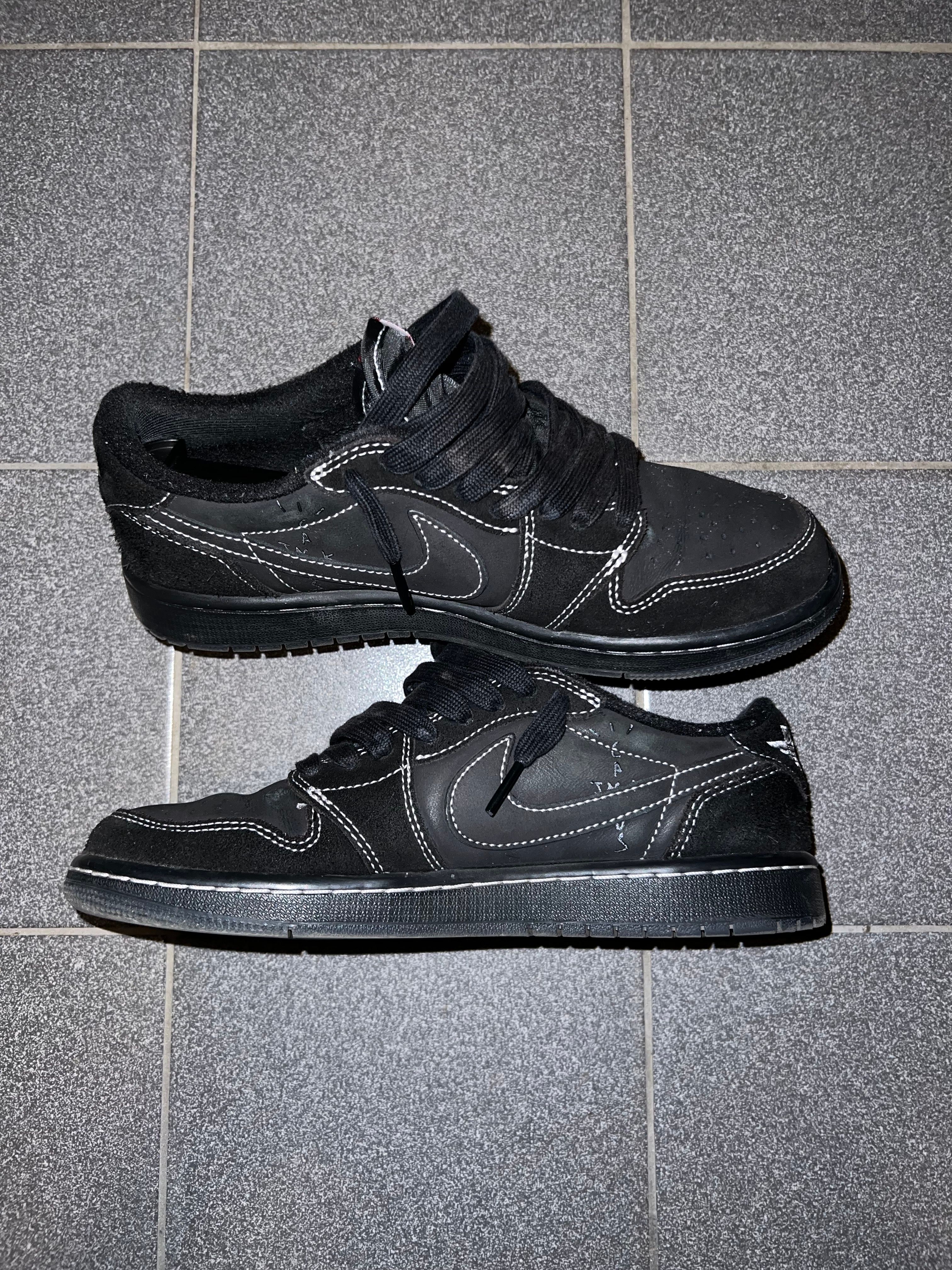 Travis Scott × Nike Air Jordan 1 Low OG SP "Black Phantom"