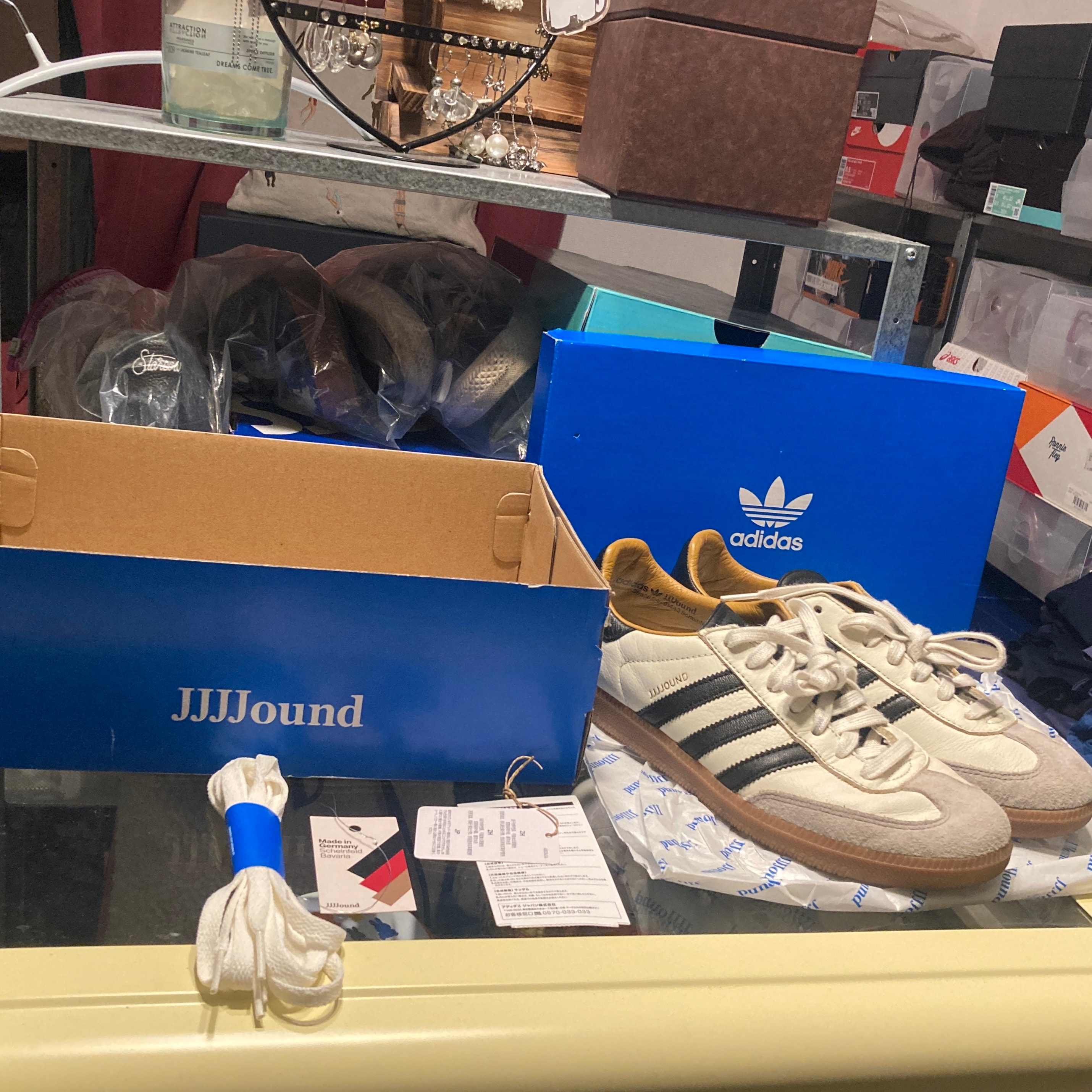 ジョウンド × アディダスオリジナルス サンバ OG "オフホワイト/コアブラック/ガム"