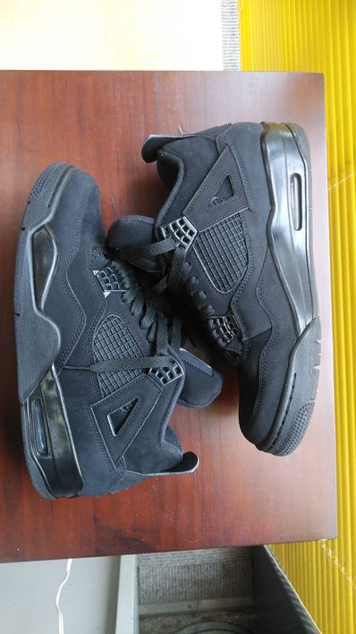 Nike Air Jordan 4 "Black Cat"