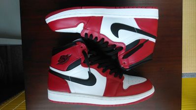 Nike Air Jordan 1 Retro High "Chicago" (2013)