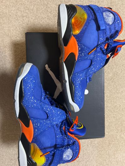 Nike Air Jordan 8 Retro "Doernbecher"