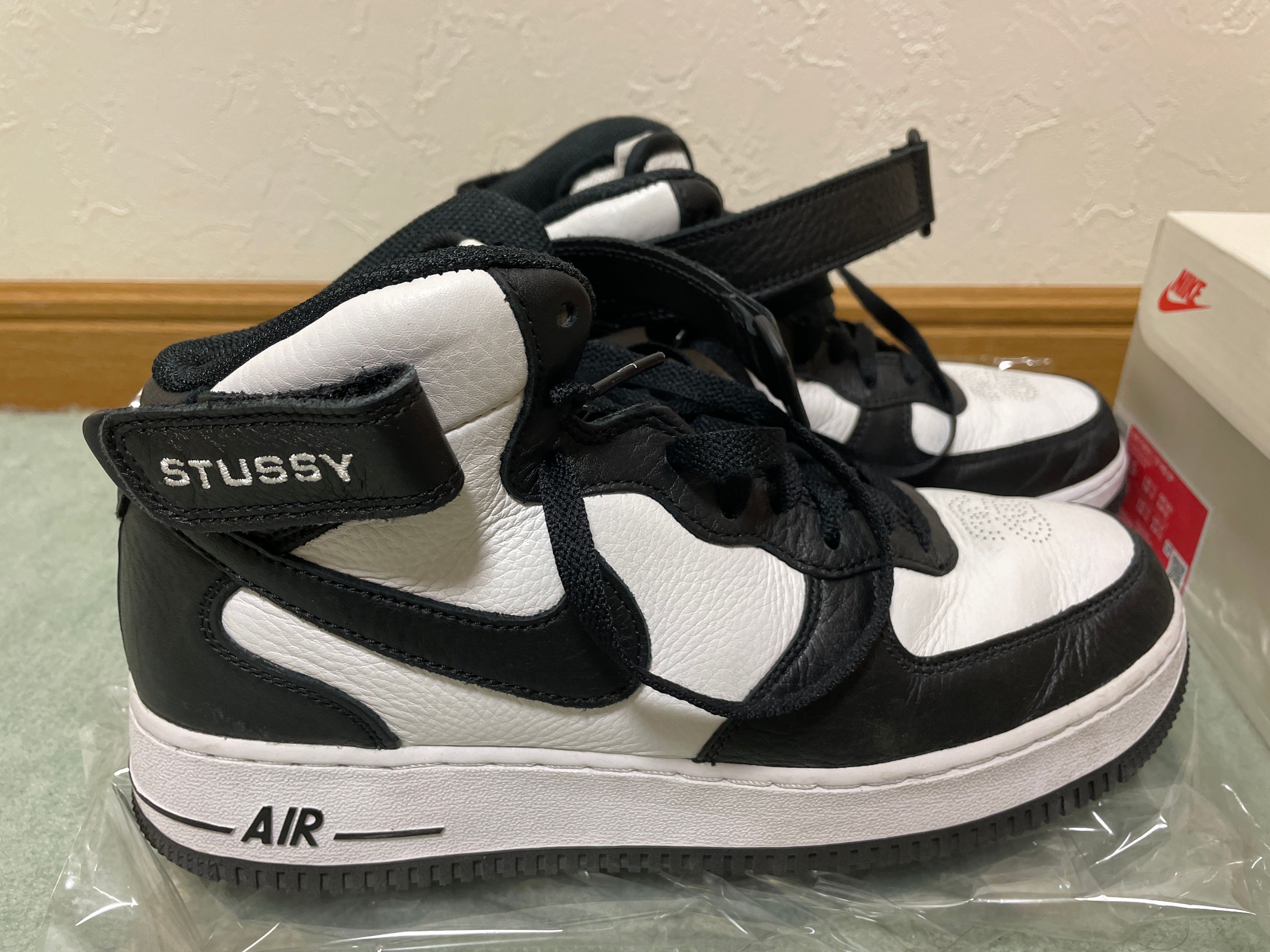Stussy × Nike Air Force 1 Mid "Black and Light Bone"