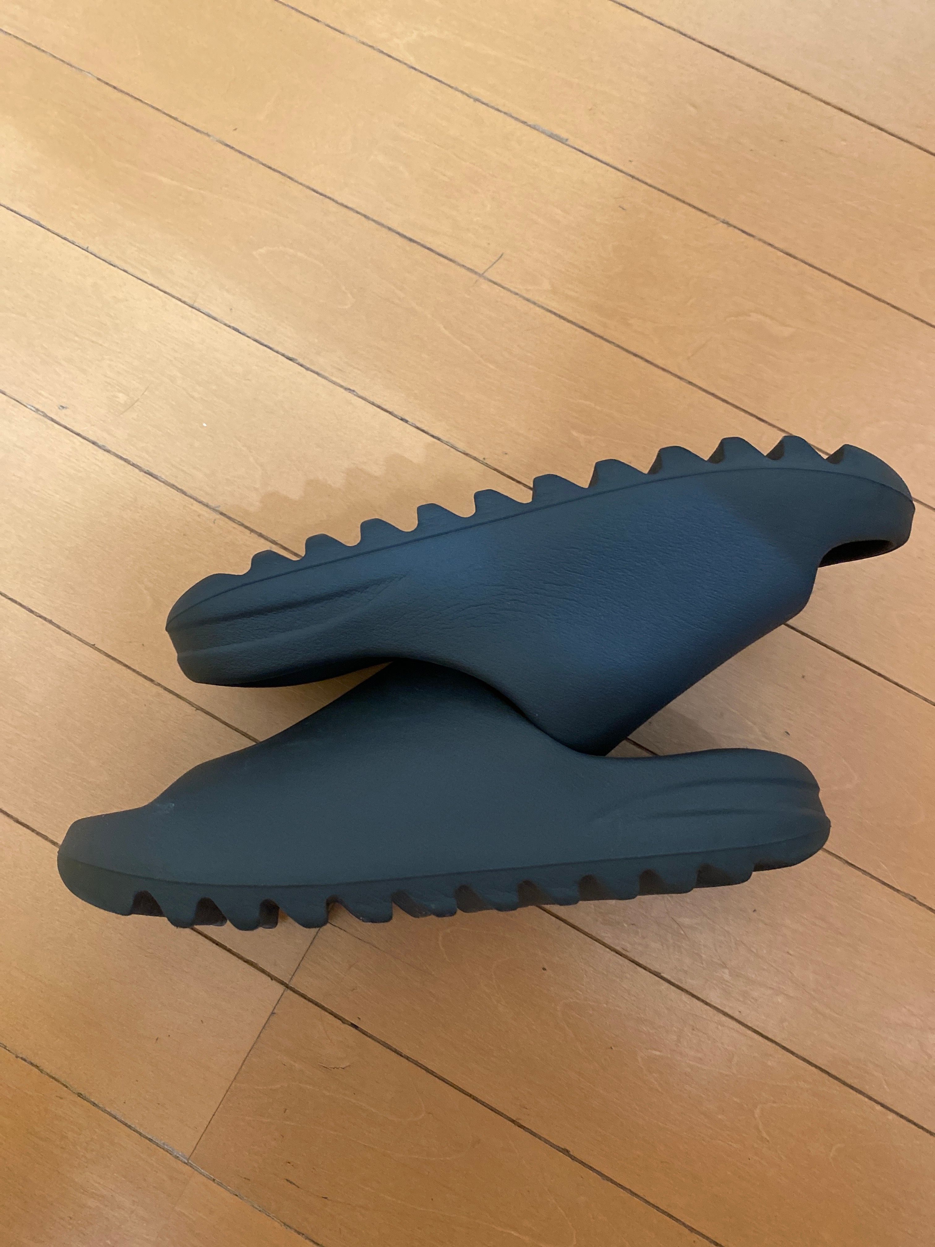 adidas YEEZY Slide "Onyx"