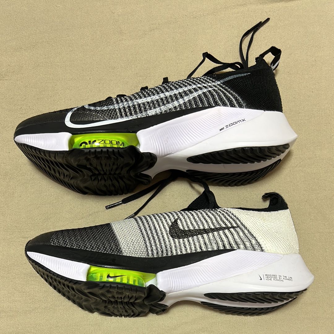 Nike Air Zoom Tempo Next% Flyknit "Black/White/Volt"