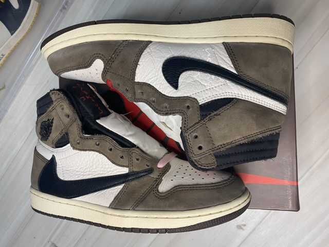 Travis Scott × Nike Air Jordan 1 Retro High OG TS SP "Sail/Dark Mocha"