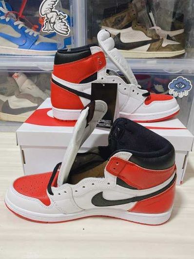 Nike Air Jordan 1 High OG "Heritage"