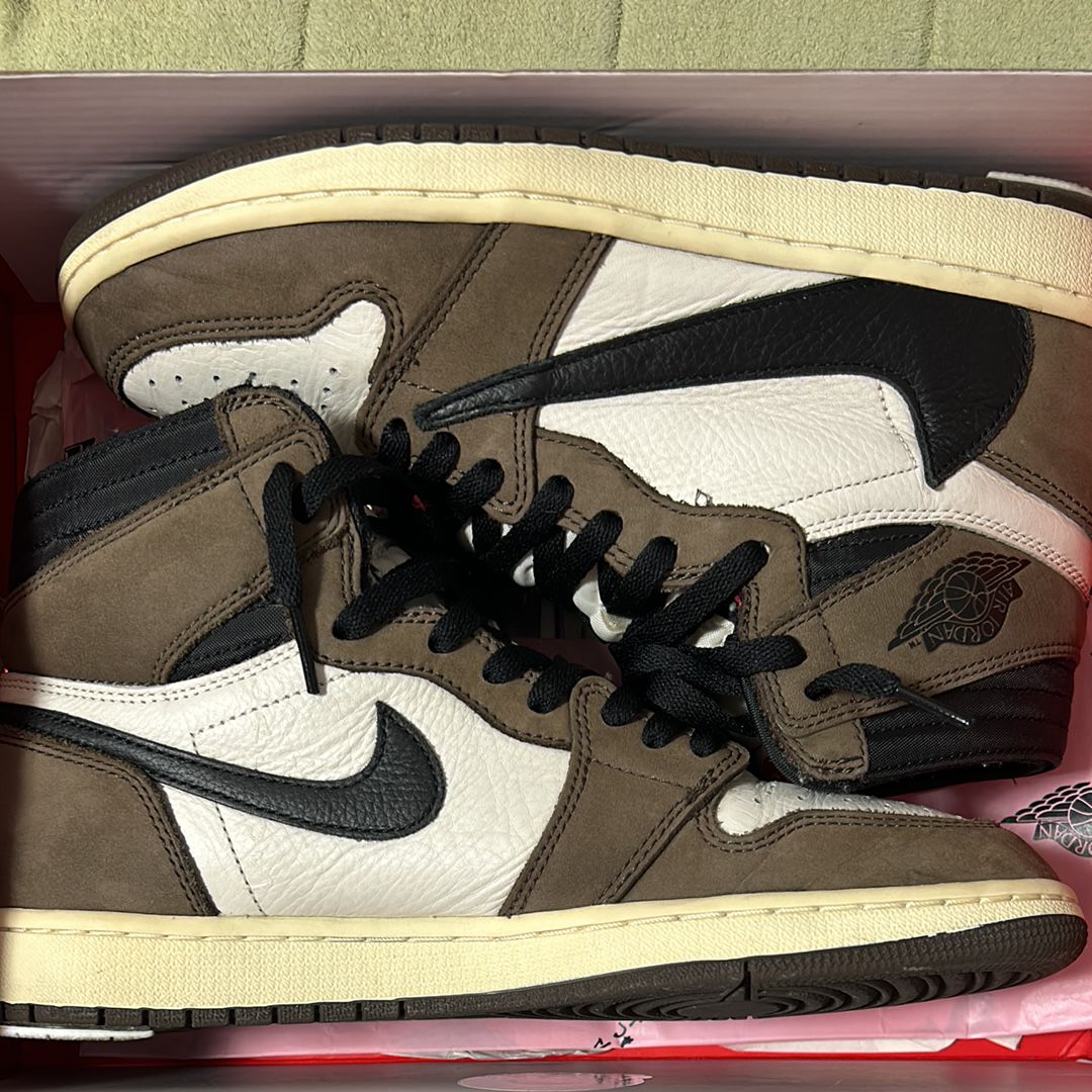 Travis Scott × Nike Air Jordan 1 Retro High OG TS SP "Sail/Dark Mocha"