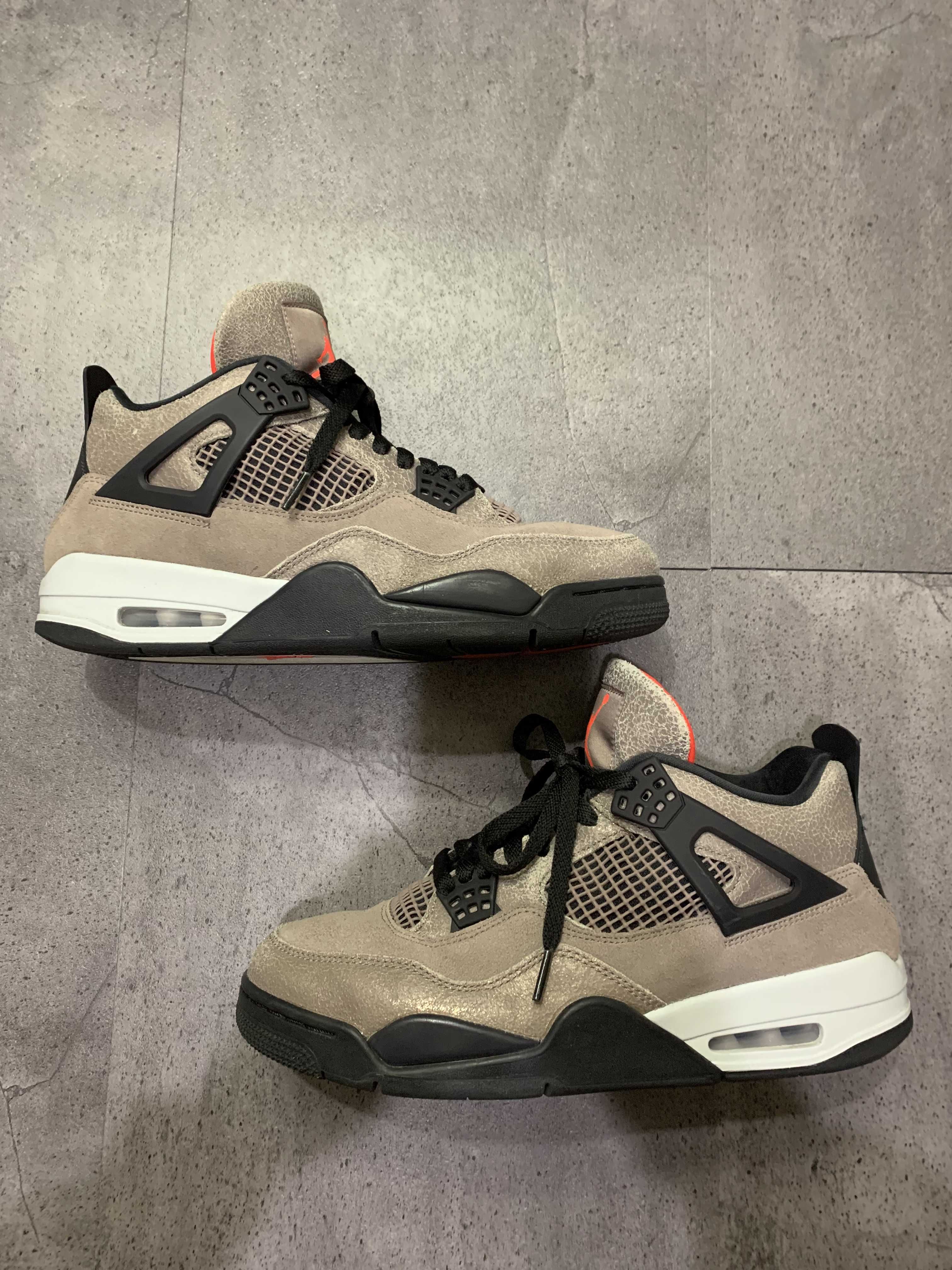 Nike Air Jordan 4 "Taupe Haze"   