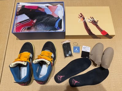 UNION × Nike Air Jordan 4 "Off Noir"