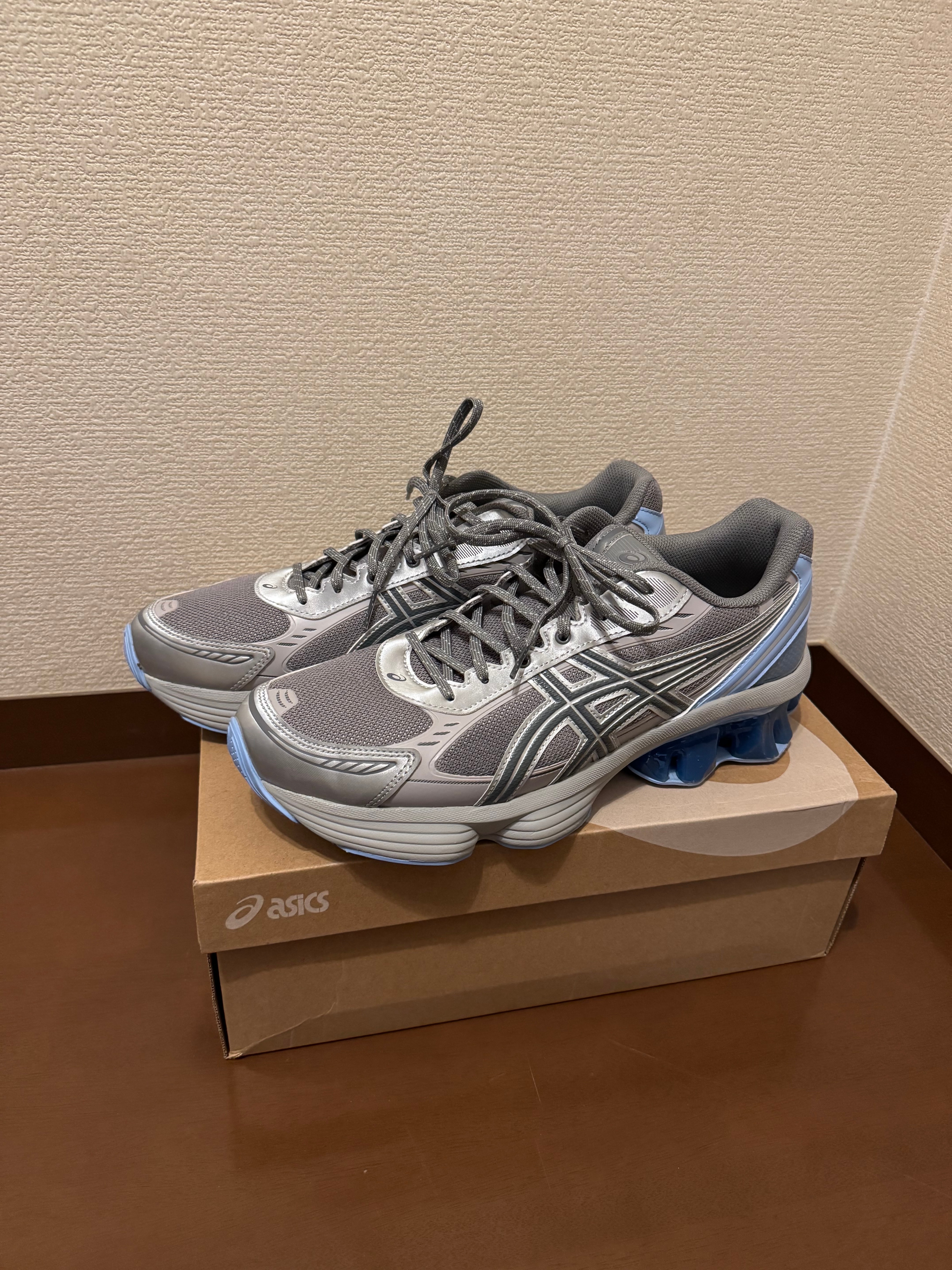 アシックス ゲルキネティック フルーエント "クレイグレー/スティールグレー"