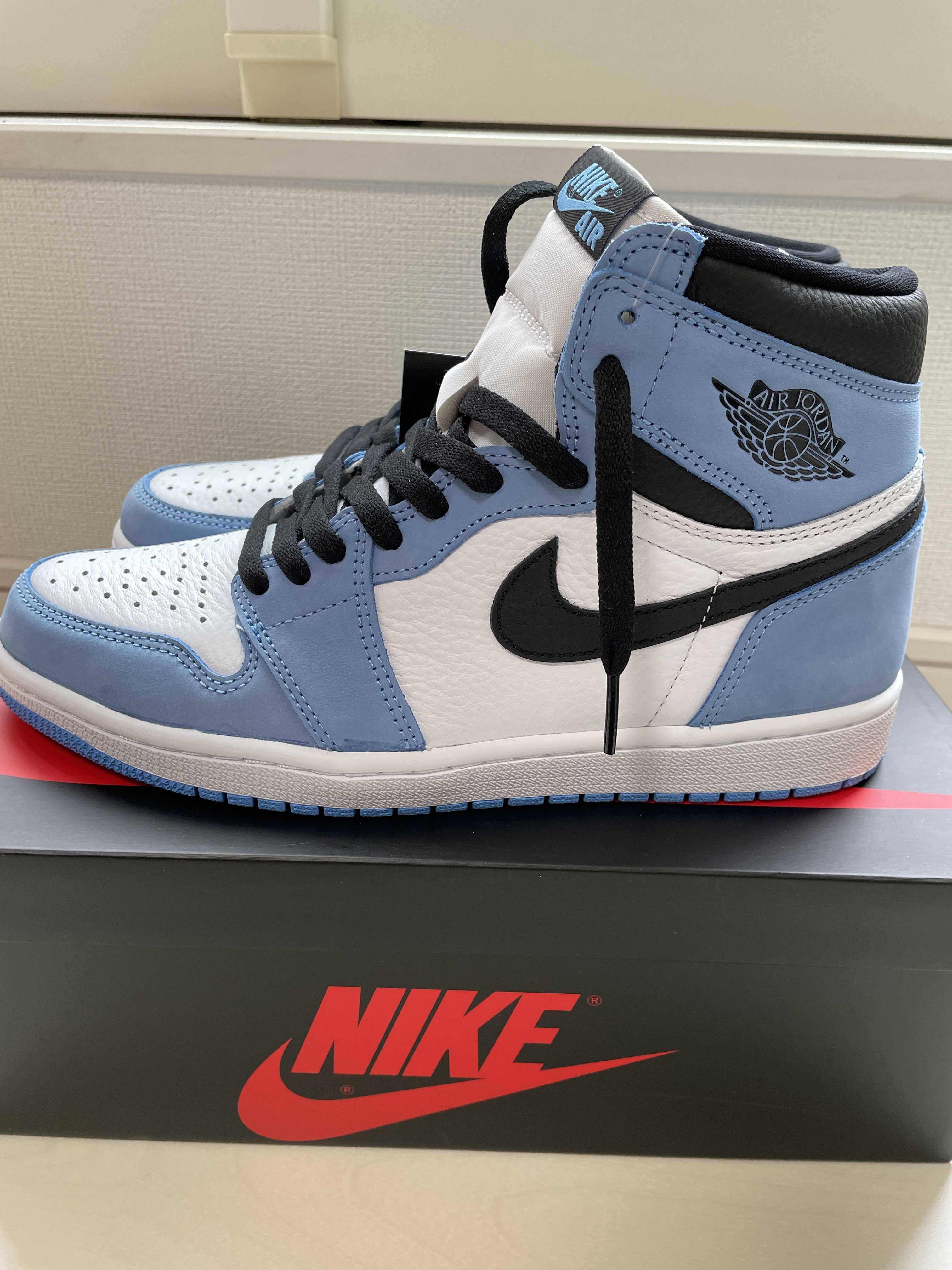 Nike Air Jordan 1 High OG "University Blue"