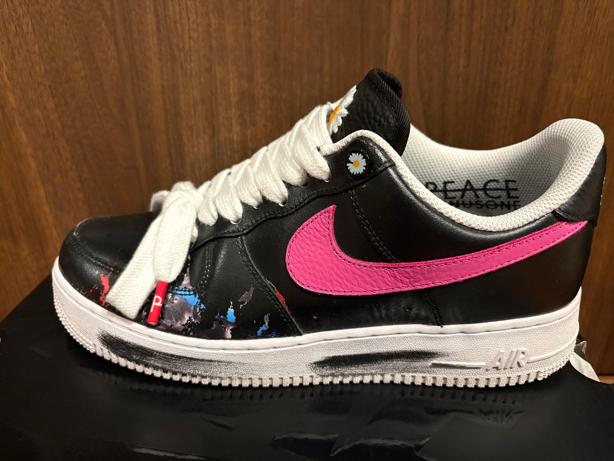PEACEMINUSONE × Nike Air Force 1 Low '07 Para-Noise 3.0 "Black and Multi-Color" / G-DRAGON