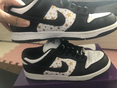 Supreme × Nike SB Dunk Low OG QS Gold Stars "White/Black"