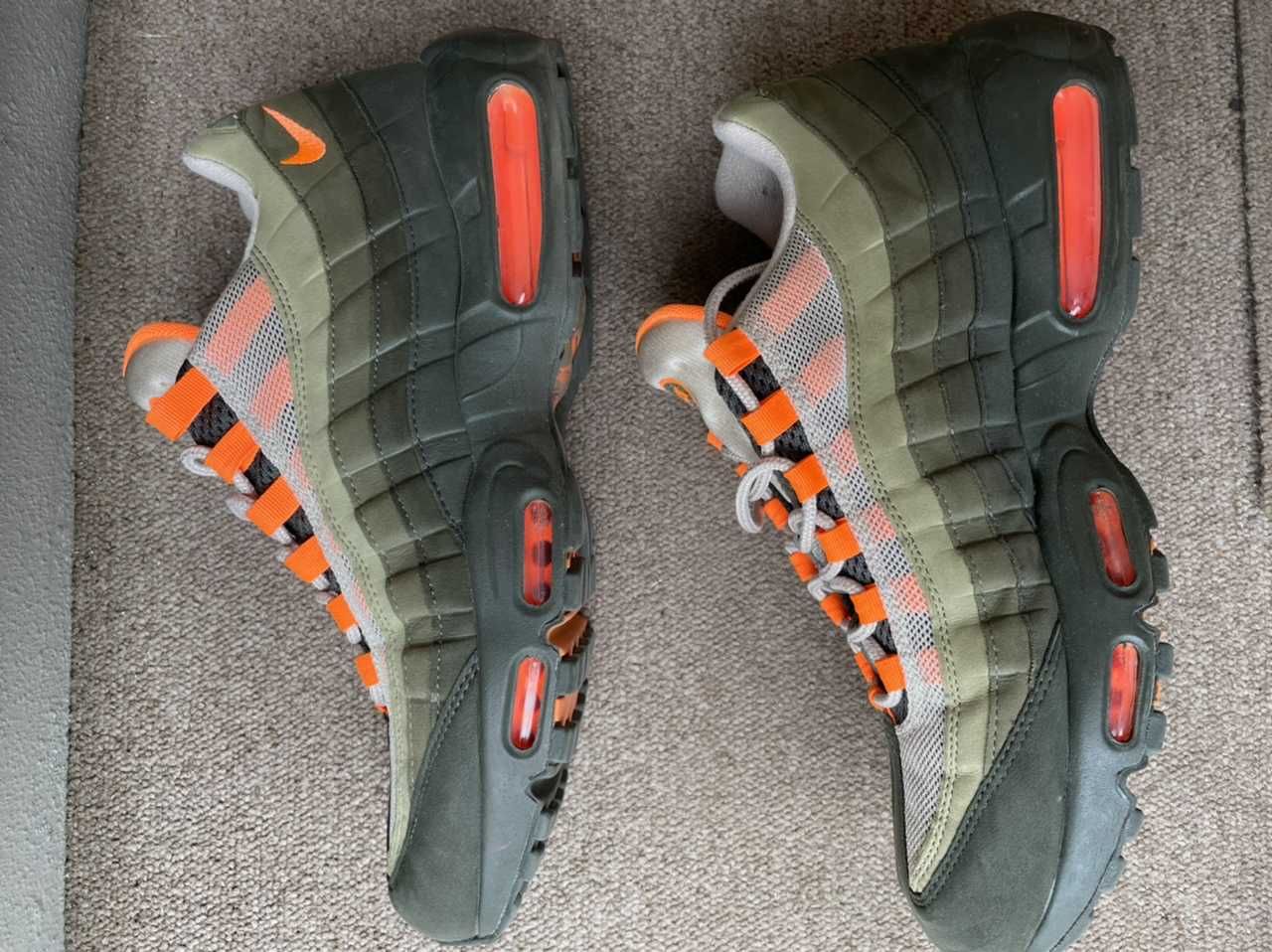 Nike Air Max 95 "String/Total Orange"