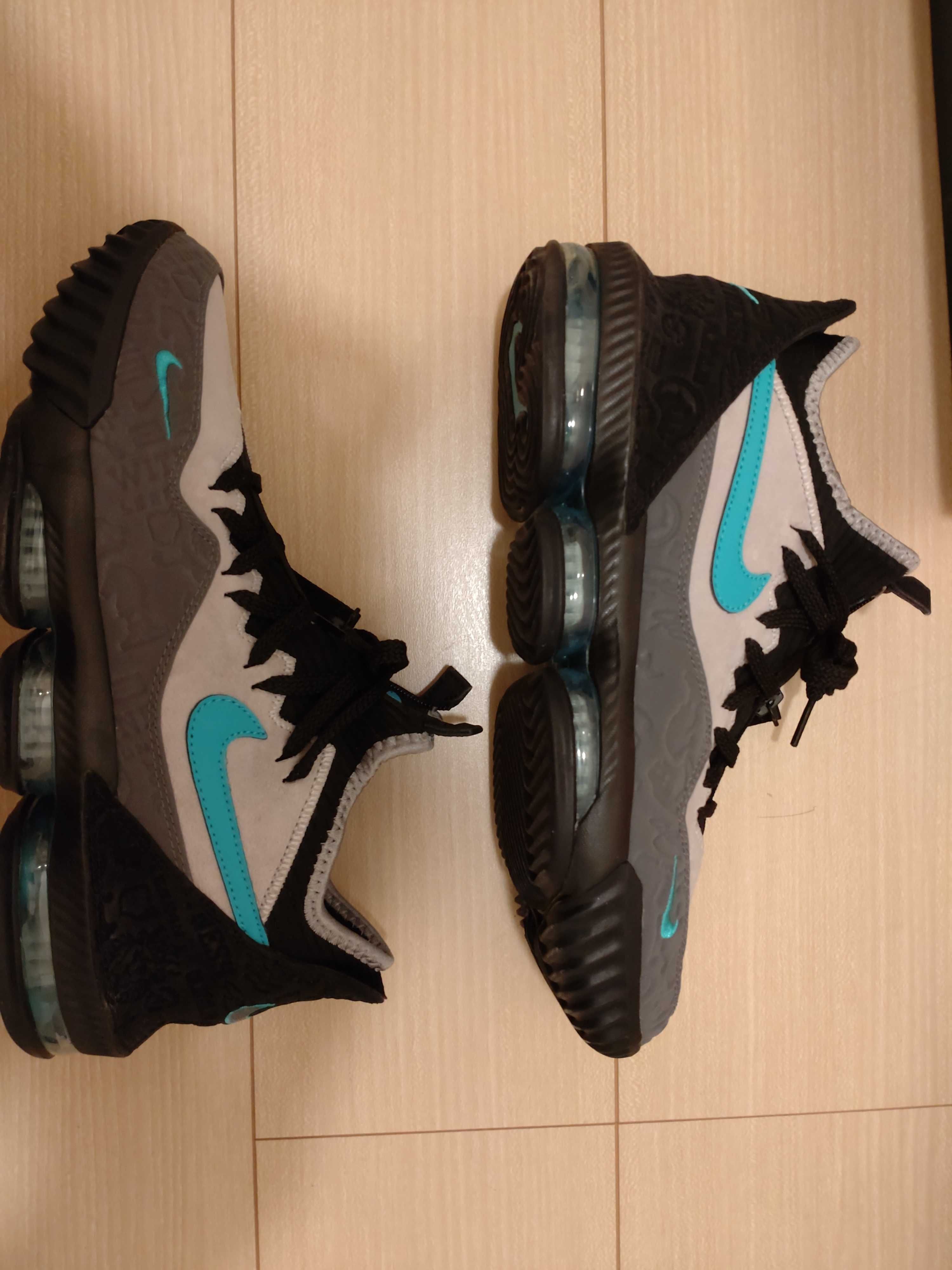 atmos × Nike LeBron 16 "Clear Jade"