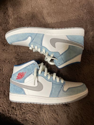 Nike Air Jordan 1 Mid SE "White/Hyper Royal/Red"