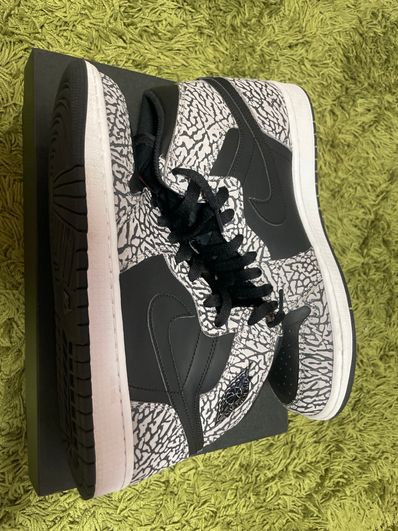 Nike Air Jordan 1 Retro High "Un-Supreme"