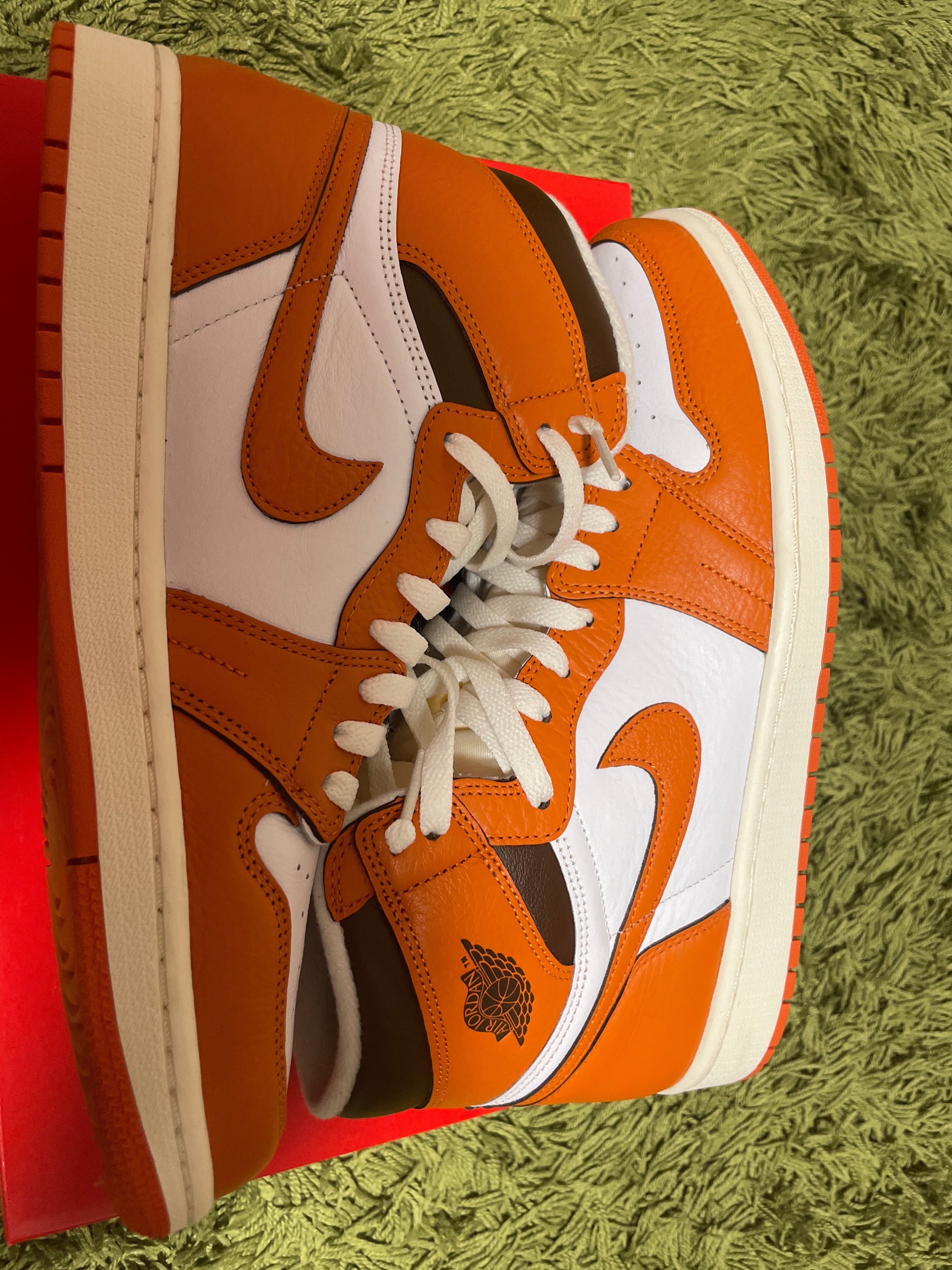 Nike Women's Air Jordan 1 High OG "Starfish"