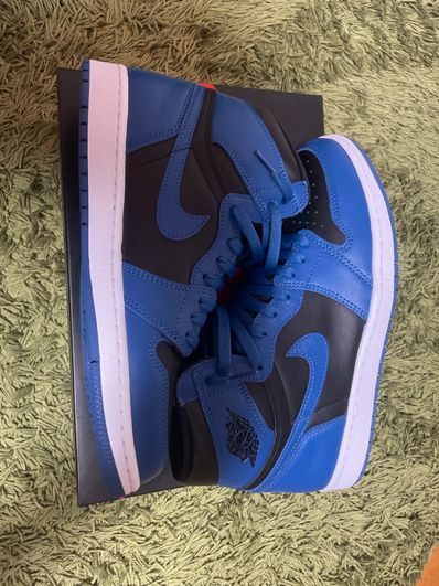 Nike Air Jordan 1 Retro High OG "Dark Marina Blue"