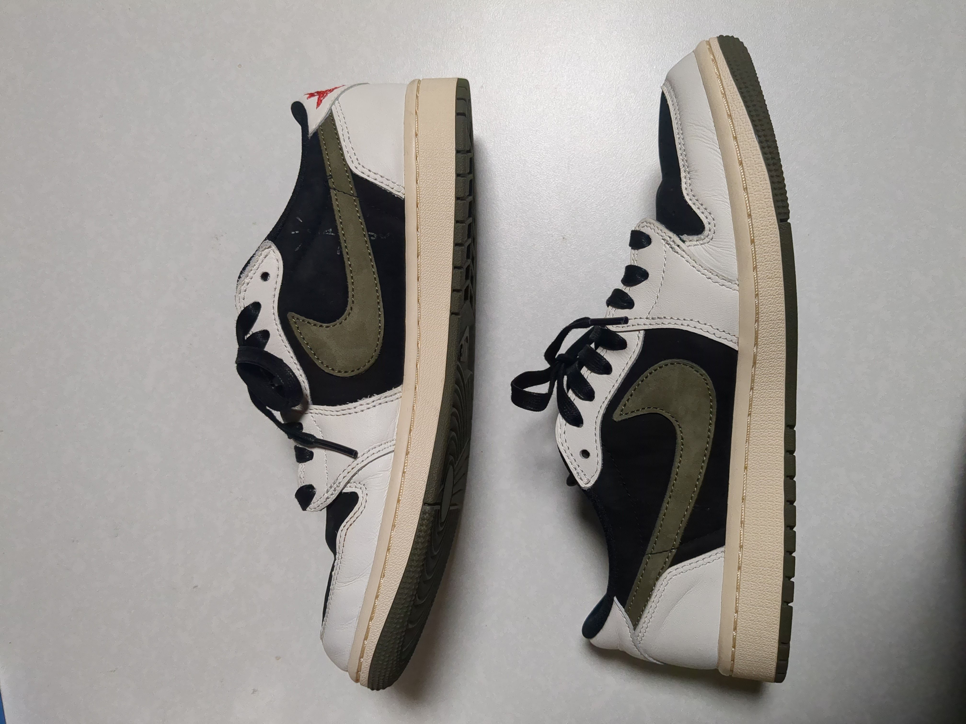 Travis Scott × Nike Women's Air Jordan 1 Low OG "Medium Olive"