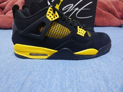 Nike Air Jordan 4 Retro "Thunder"(2023)