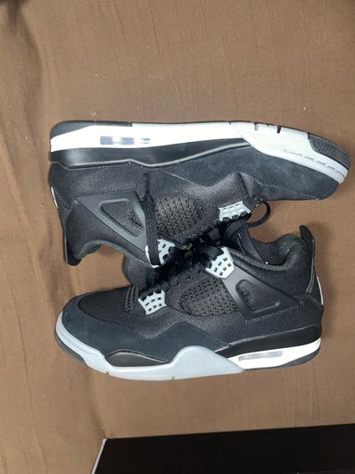 Nike Air Jordan 4 SE "Black and Light Steel"