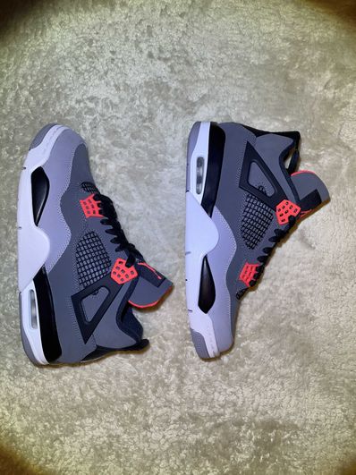 Nike Air Jordan 4 Retro "Infrared 23"