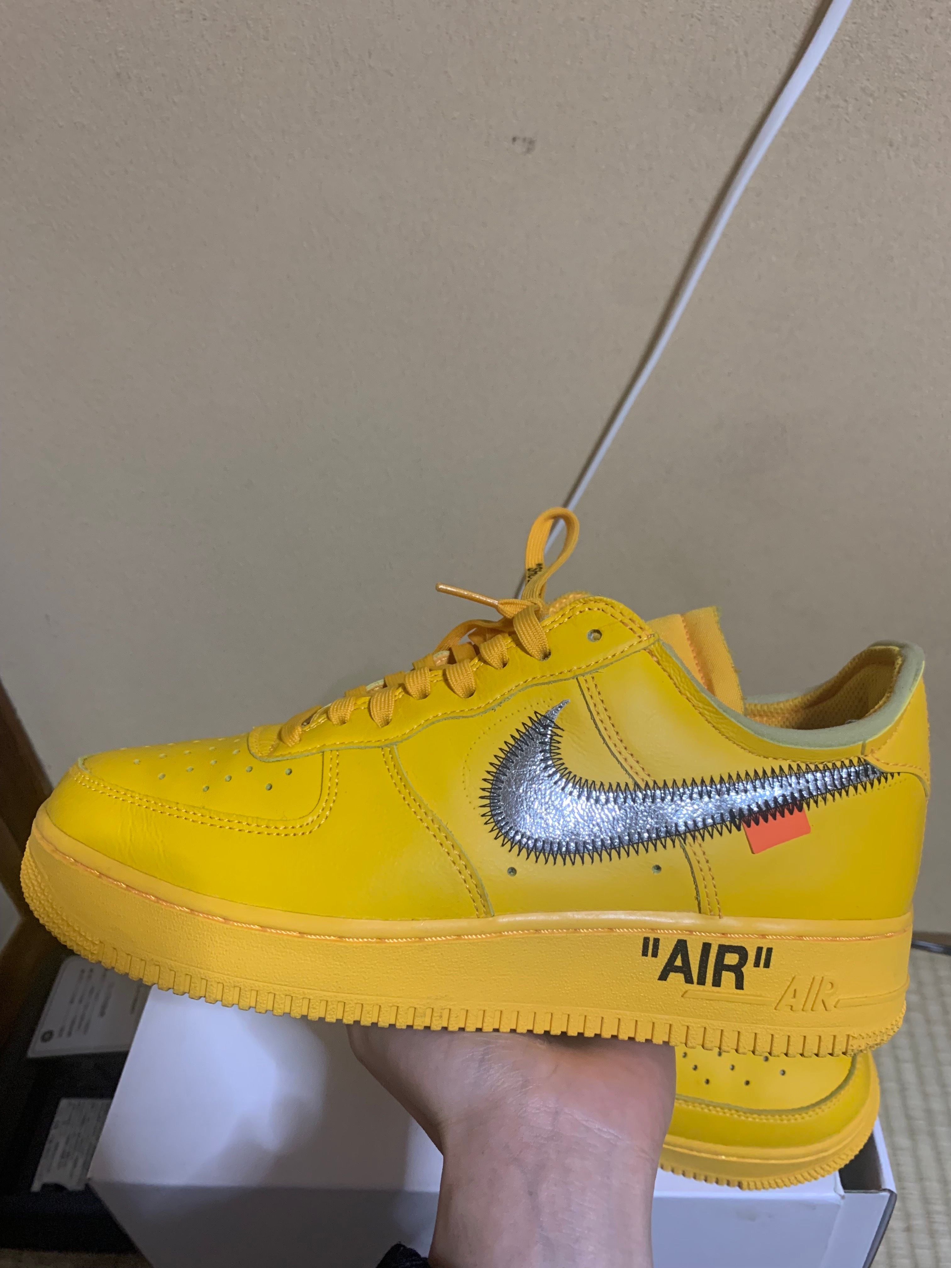 Off-White × Nike Air Force 1 Low "University Gold"