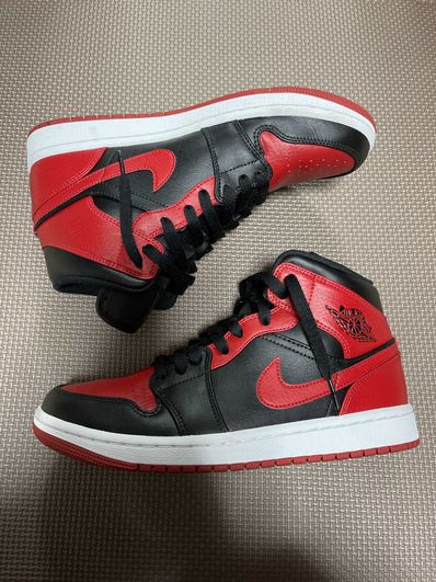 Nike Air Jordan 1 Mid "Bred"